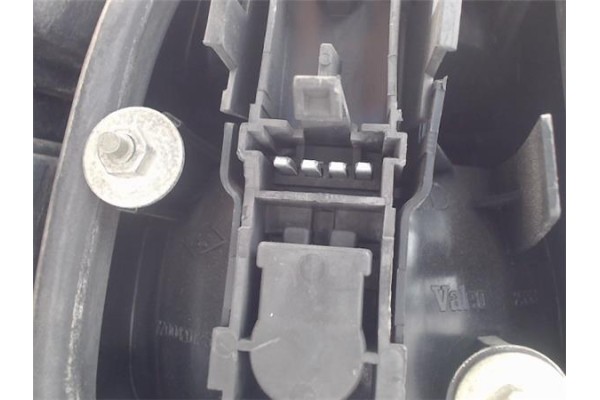 Recambio de piloto trasero derecho para renault laguna (b56) referencia OEM IAM   
