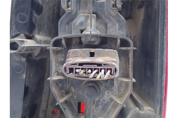 Recambio de piloto trasero izquierdo para citroen berlingo referencia OEM IAM  45050 