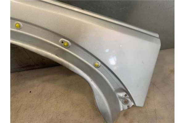 Recambio de aleta delantero derecha para land rover discovery 2.7 td referencia OEM IAM ASB780020  