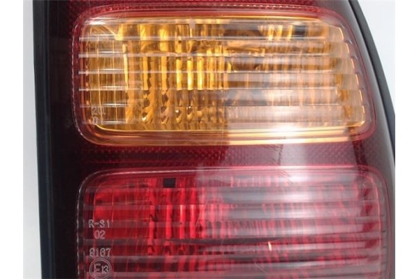 Recambio de piloto trasero derecho para toyota rav4 funcruiser (a1) referencia OEM IAM   