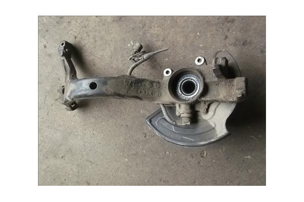 Recambio de mangueta delantero derecha para audi a4 berlina (b5) 2.5 tdi referencia OEM IAM 8D0407258AL  