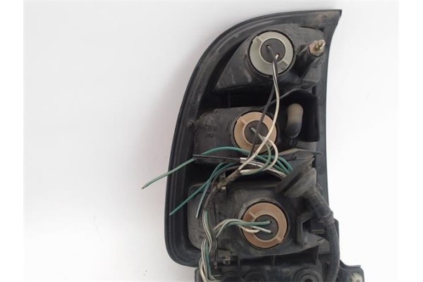 Recambio de piloto trasero derecho para toyota rav4 funcruiser (a1) referencia OEM IAM   