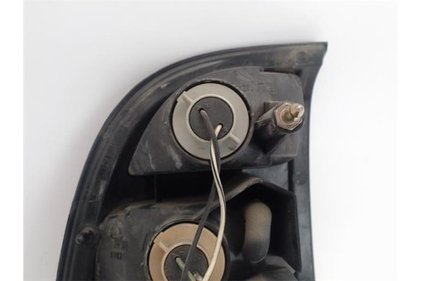 Recambio de piloto trasero derecho para toyota rav4 funcruiser (a1) referencia OEM IAM   