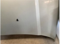 Recambio de capo para land rover discovery 2.7 td referencia OEM IAM BKA780040  