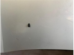 Recambio de capo para land rover discovery 2.7 td referencia OEM IAM BKA780040  