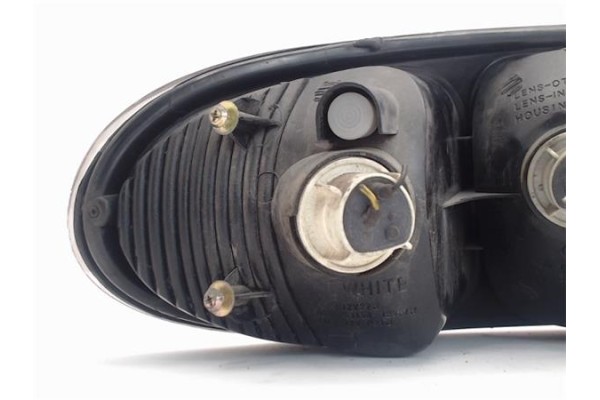 Recambio de piloto trasero derecho para daewoo lanos referencia OEM IAM 96275898  