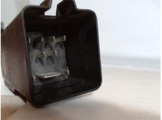 Recambio de caja precalentamiento para audi a3 (8p1) 2.0 tdi ambition (103kw) referencia OEM IAM 038907281D 0281003038 4L907281B