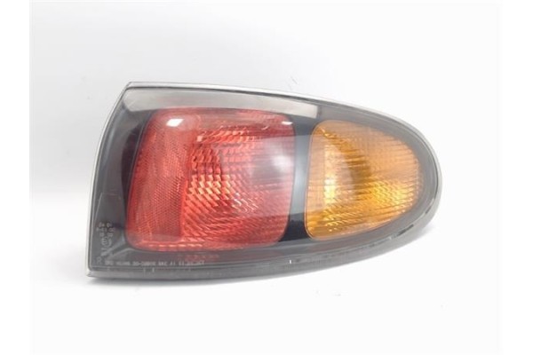 Recambio de piloto trasero derecho para daewoo lanos referencia OEM IAM 96275898  