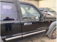 Recambio de puerta delantero derecha para jeep cherokee (kj) 2.5 crd básico referencia OEM IAM 55176891AB 5066542AA 