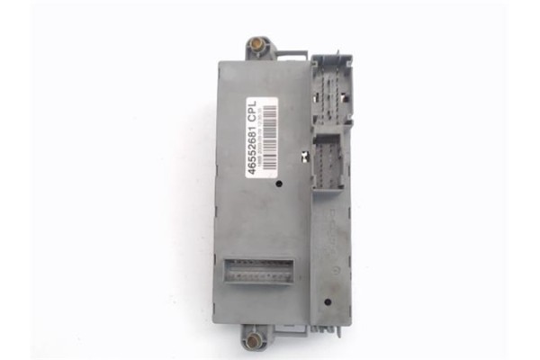 Recambio de caja fusibles/rele para fiat ii punto (188) berlina referencia OEM IAM  (4681228NPL) 