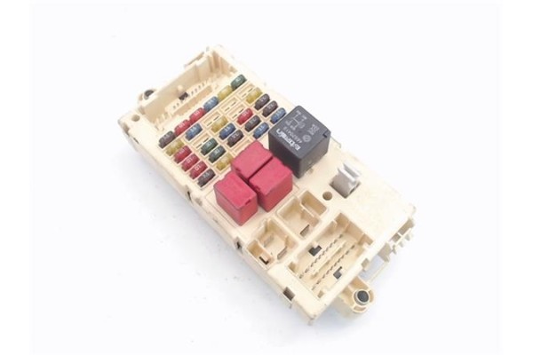 Recambio de caja fusibles/rele para fiat stilo (192) 1.6 16v referencia OEM IAM  (46797609NPL) 