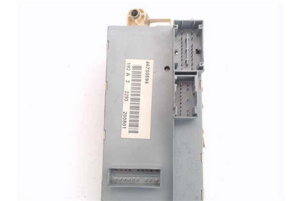 Recambio de caja fusibles/rele para fiat stilo (192) 1.6 16v referencia OEM IAM  (46797609NPL) 