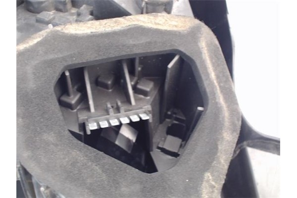 Recambio de piloto trasero derecho para opel corsa d 1.3 cdti referencia OEM IAM 93190151 93190151 