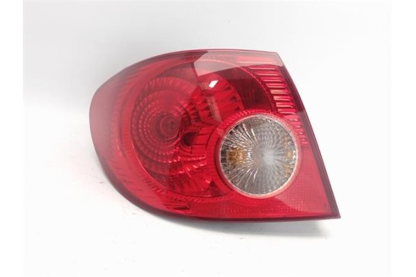 Recambio de piloto trasero izquierdo para toyota corolla (e15) referencia OEM IAM   