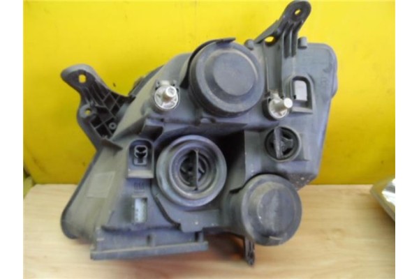 Recambio de faro delantero dcho para opel meriva 1.7 increibles referencia OEM IAM 93321053 VALEO 