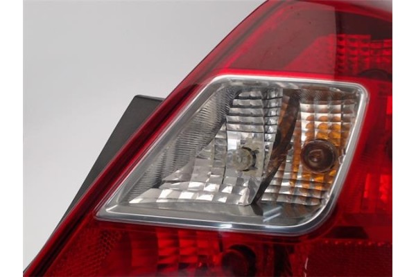 Recambio de piloto trasero derecho para opel corsa d 1.3 cdti referencia OEM IAM 93190151 93190151 