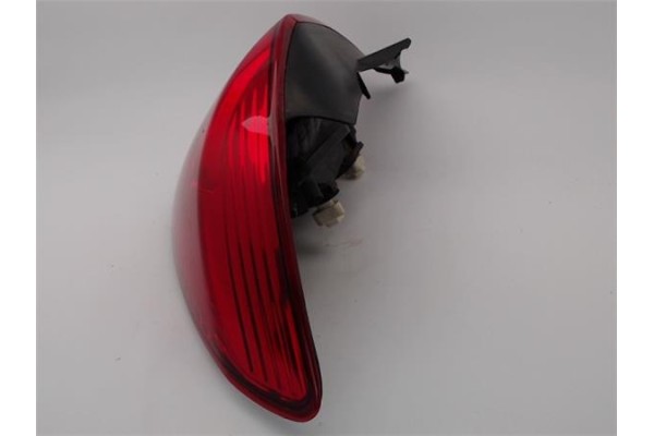 Recambio de piloto trasero derecho para opel corsa d 1.3 cdti referencia OEM IAM 93190151 93190151 