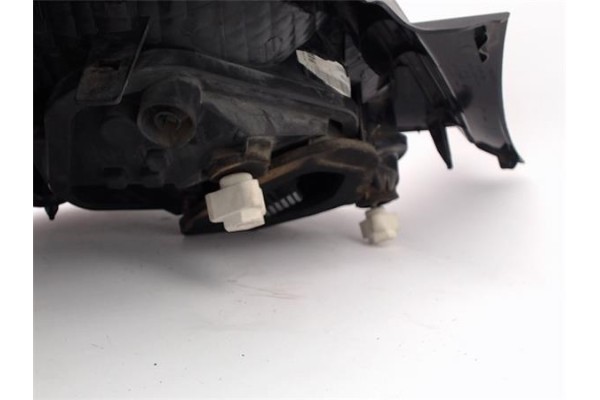 Recambio de piloto trasero derecho para opel corsa d 1.3 cdti referencia OEM IAM 93190151 93190151 