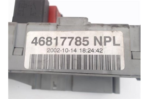 Recambio de caja fusibles/rele para fiat ii punto (188) berlina referencia OEM IAM  (46717785NPL) 