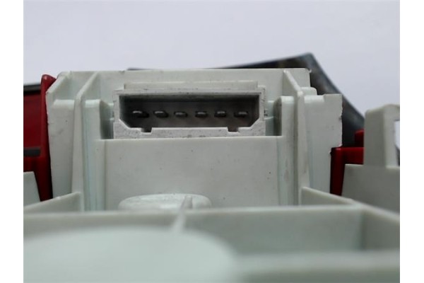 Recambio de piloto trasero derecho para audi a3 (8l) referencia OEM IAM 8L0945096B  8L0945096C , AUDI | 82199403093A , AUDI