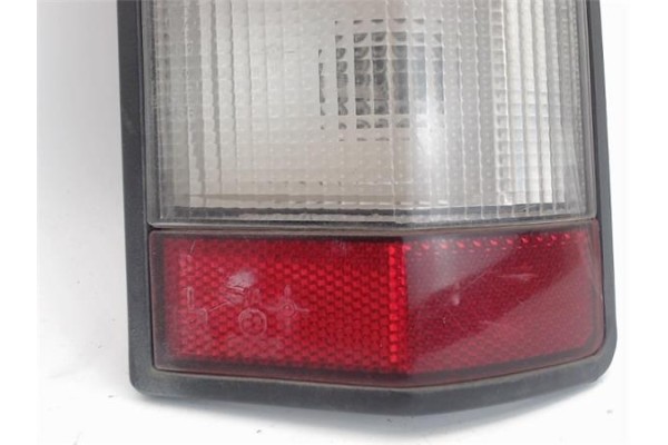 Recambio de piloto trasero derecho para renault rapid /express (f40) referencia OEM IAM 7701031916  7701035364 , RENAULT