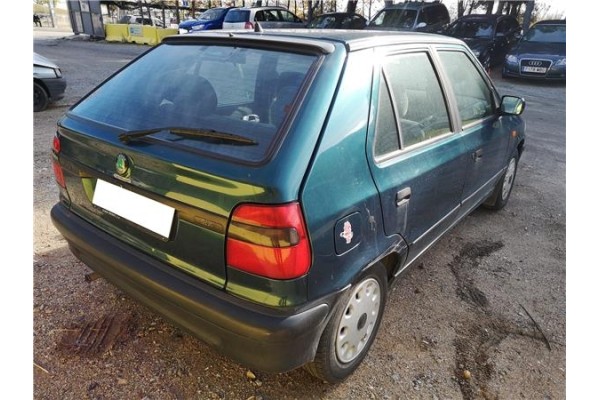 skoda felicia i (6u1) del año 1997