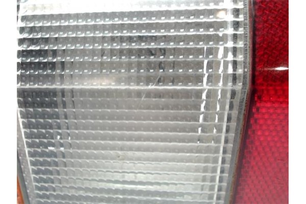 Recambio de piloto trasero derecho para renault express referencia OEM IAM 7701039729  