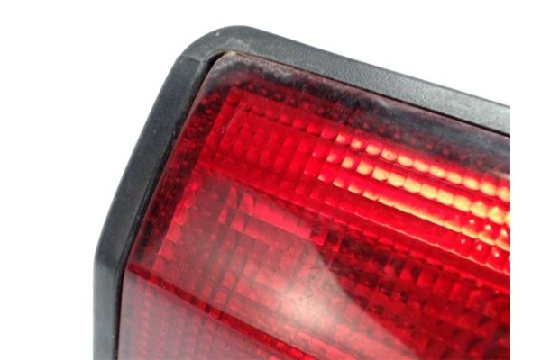 Recambio de piloto trasero derecho para renault express referencia OEM IAM 7701039729  