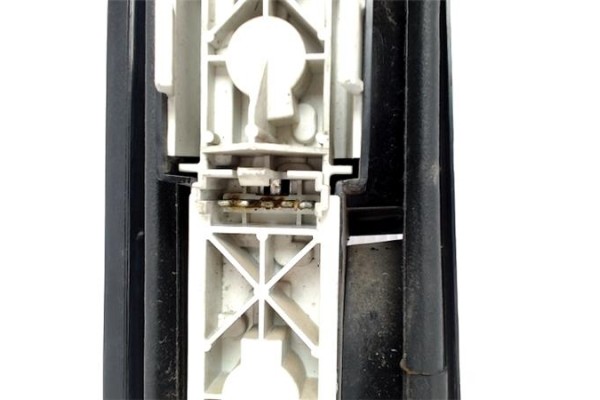 Recambio de piloto trasero derecho para renault express referencia OEM IAM 7701039729  