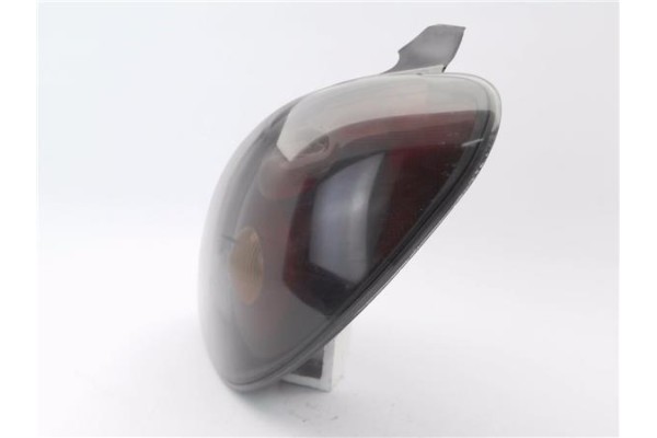 Recambio de piloto trasero derecho para fiat bravo (182) 1.9 jtd referencia OEM IAM 46538352  