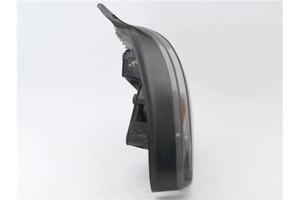 Recambio de piloto trasero derecho para fiat bravo (182) 1.9 jtd referencia OEM IAM 46538352  