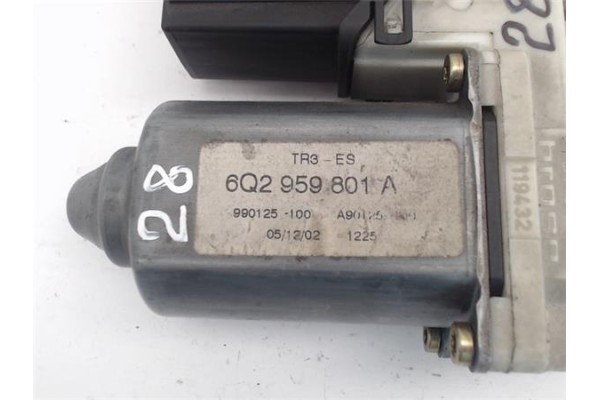 Recambio de motor elevalunas delantero derecho para seat ibiza (6l1) referencia OEM IAM (6Q2959802A) (104379-101) 