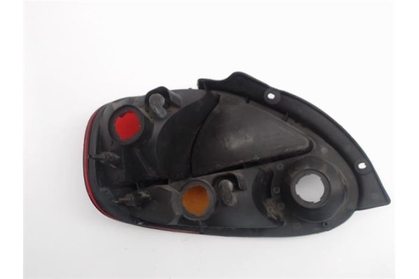 Recambio de piloto trasero derecho para daewoo matiz referencia OEM IAM 0320504240  