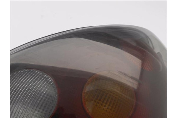 Recambio de piloto trasero derecho para fiat bravo (182) 1.9 jtd referencia OEM IAM 46538352  