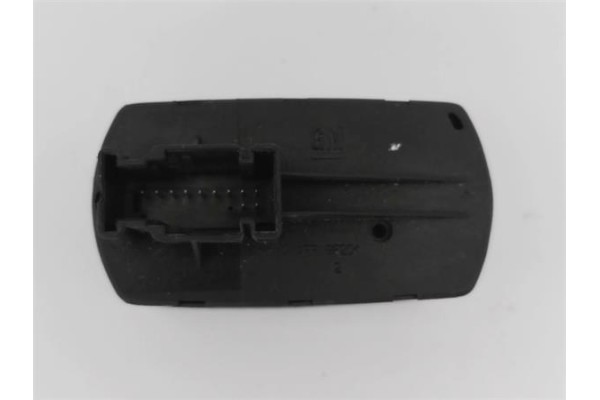 Recambio de mando elevalunas delantero izquierdo para opel corsa d 1.3 cdti referencia OEM IAM 13258521 13258521 