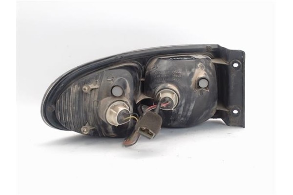 Recambio de piloto trasero derecho para daewoo lanos referencia OEM IAM 96275898  