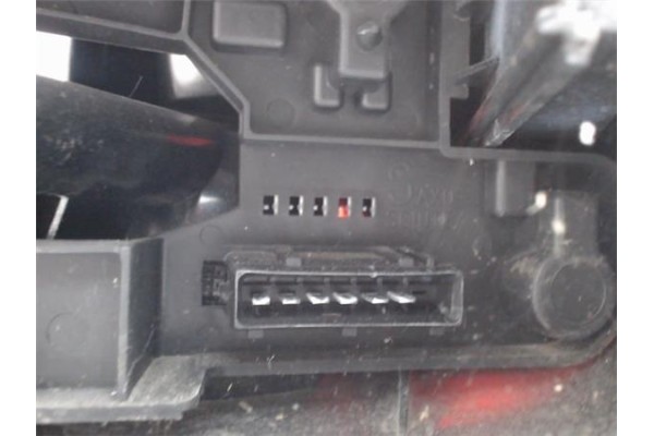 Recambio de piloto trasero derecho para citroen saxo referencia OEM IAM 6351F7  