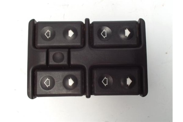 Recambio de mando elevalunas para bmw serie 5 berlina (e34) 2.0 520i (95kw) referencia OEM IAM 1379075  