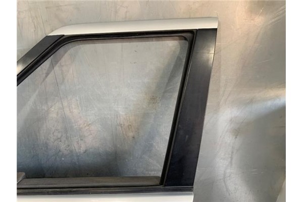 Recambio de puerta delantero izquierda para land rover discovery 2.7 td referencia OEM IAM BDA780110  