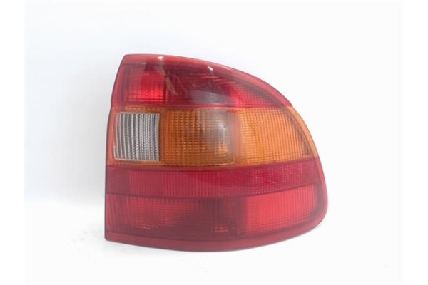 Recambio de piloto trasero derecho para opel astra f berlina 1.4 referencia OEM IAM 1222006  