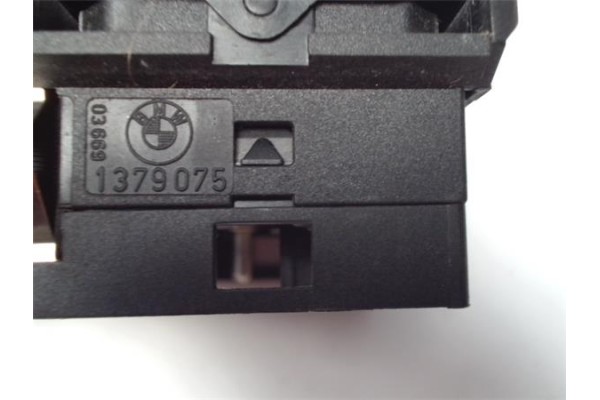 Recambio de mando elevalunas para bmw serie 5 berlina (e34) 2.0 520i (95kw) referencia OEM IAM 1379075  