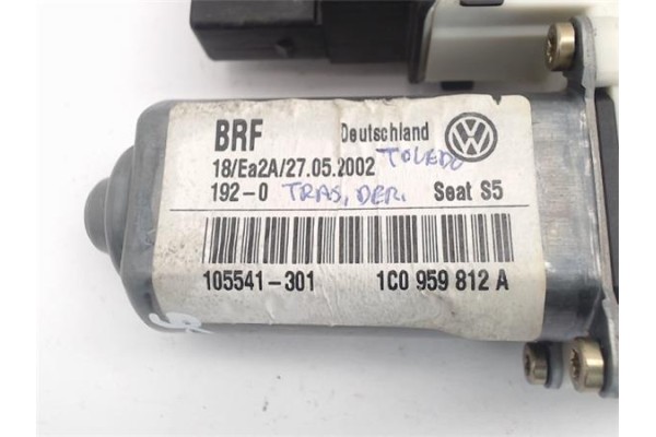 Recambio de motor elevalunas trasero derecho para seat toledo (1m2) referencia OEM IAM (1C0959812A) 105541-301) 1C0959812A , SEA