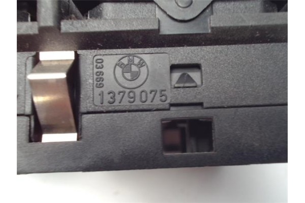 Recambio de mando elevalunas para bmw serie 5 berlina (e34) 2.5 525i (125kw) referencia OEM IAM 1379075  