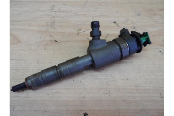 Recambio de inyector para peugeot partner tepee 1.6 hdi referencia OEM IAM 0445110340  