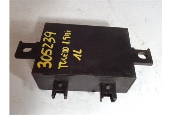 Recambio de centralita para seat toledo (1l) 1.9 sport referencia OEM IAM 1H0953257B 5WK4678 