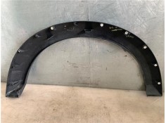 Recambio de moldura aleta delantero derecha para land rover discovery 2.7 td referencia OEM IAM LR007053  