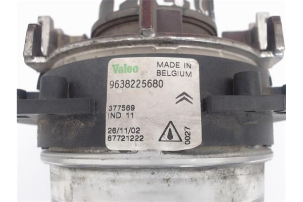Recambio de faro antiniebla derecho para citroen xsara picasso referencia OEM IAM 9638225680 67721222 