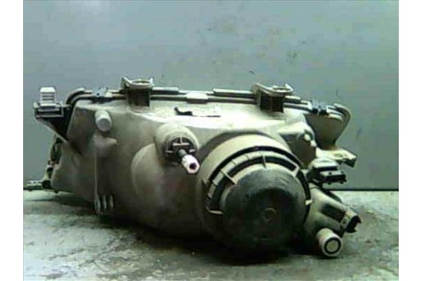 Recambio de faro delantero dcho para saab 900 berlina 2.3 -16 referencia OEM IAM 4240289  