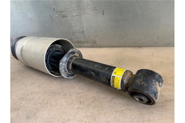 Recambio de amortiguador delantero derecho para land rover discovery 2.7 td referencia OEM IAM RNB501250  
