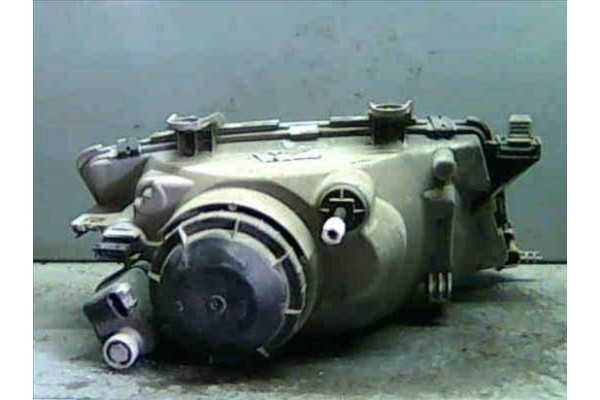 Recambio de faro delantero izquierdo para saab 900 berlina 2.3 -16 referencia OEM IAM 4240271  